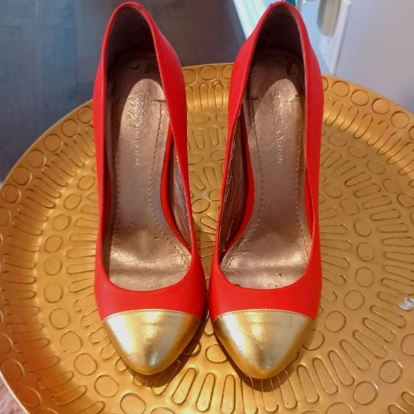 BCBGeneration Shoes - 💰3/$30 BCBG Pumps
